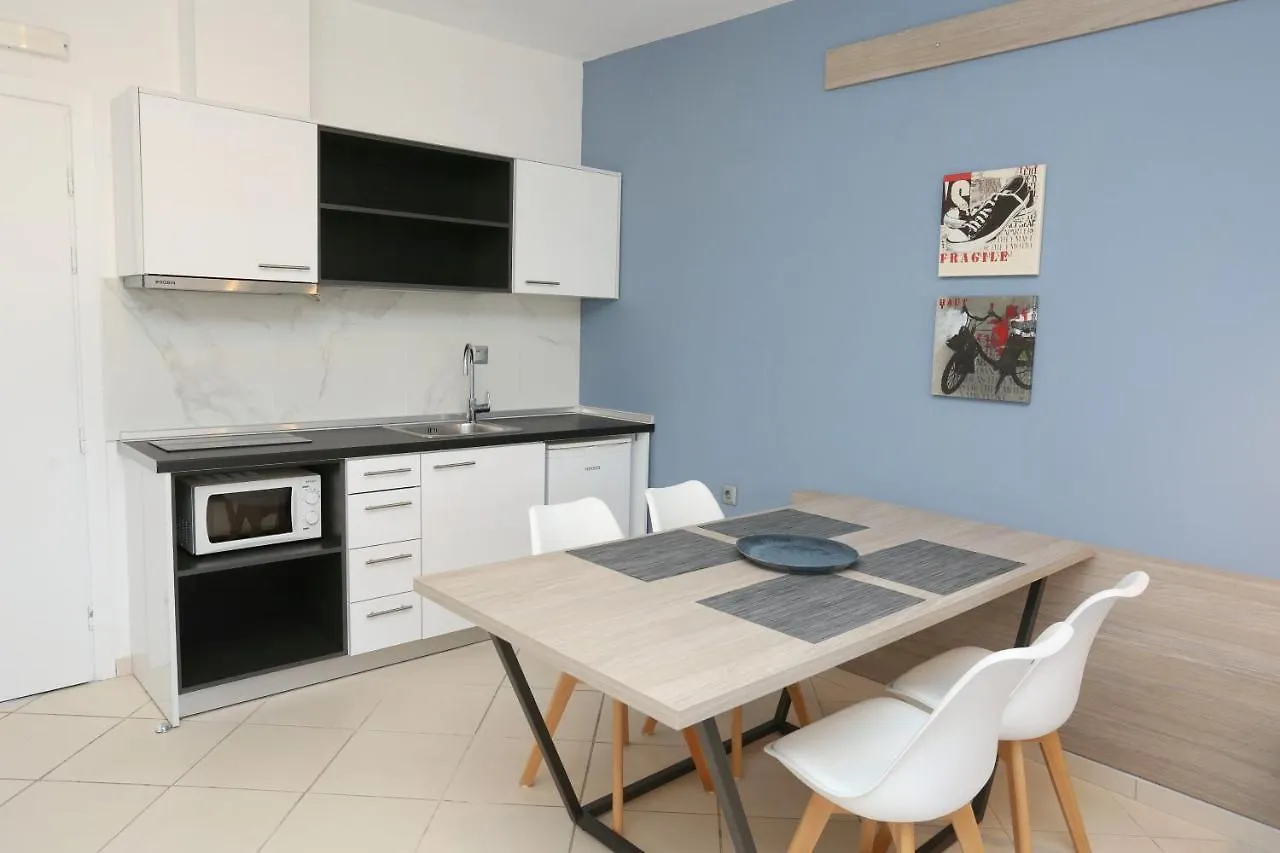 Agreste Luxury Apartments Paliouri Hotel de apartamente